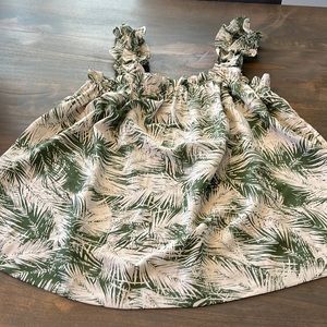 Women’s tank top size medium